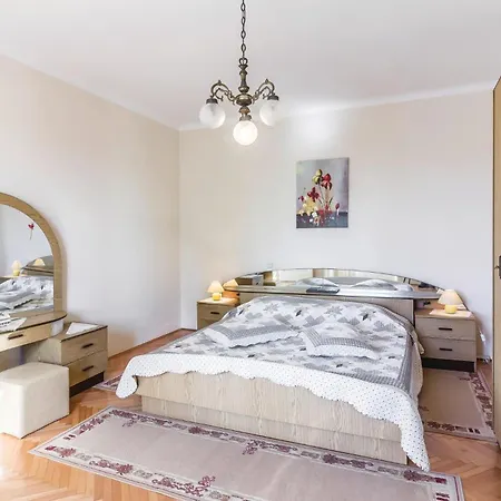 Valtursko Polje I Apartment