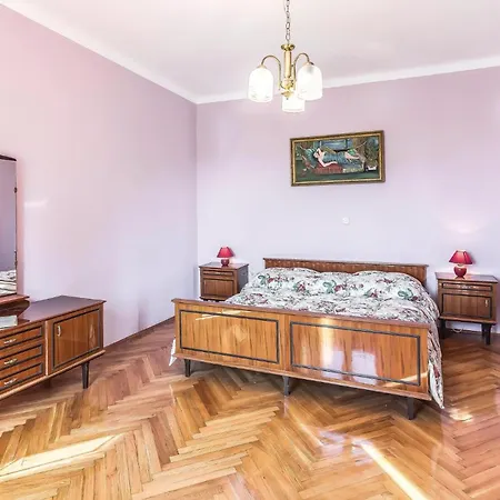 Valtursko Polje I Пула