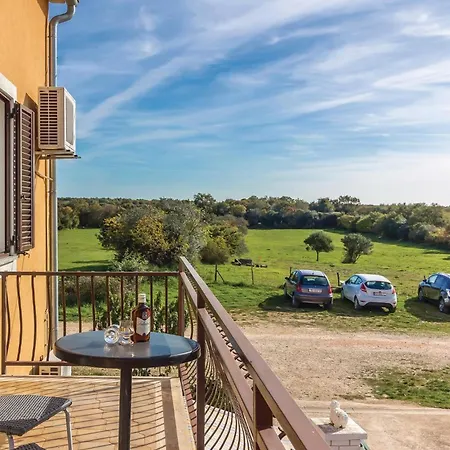 Valtursko Polje I * Пула