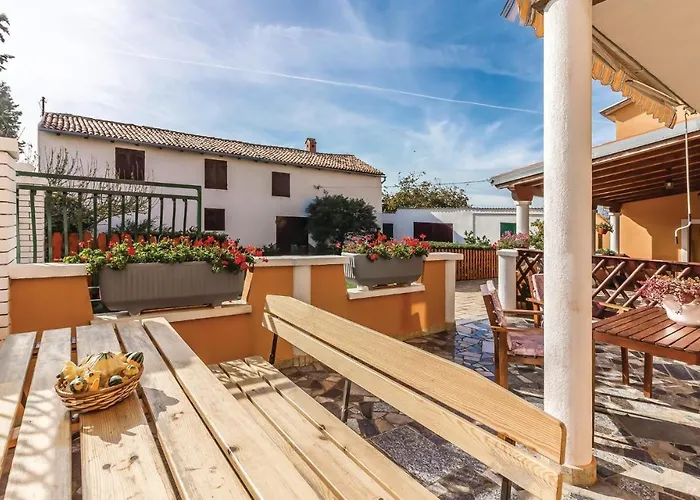 Апартаменты Valtursko Polje I *