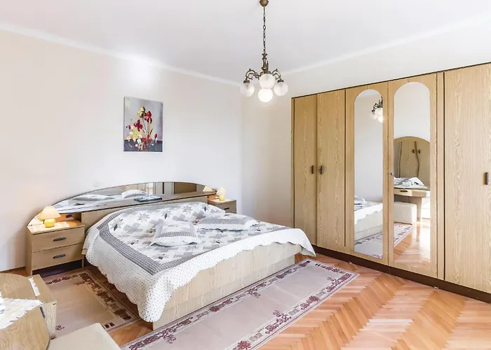 Valtursko Polje I Апартаменты