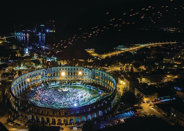 Апартаменты Valtursko Polje I